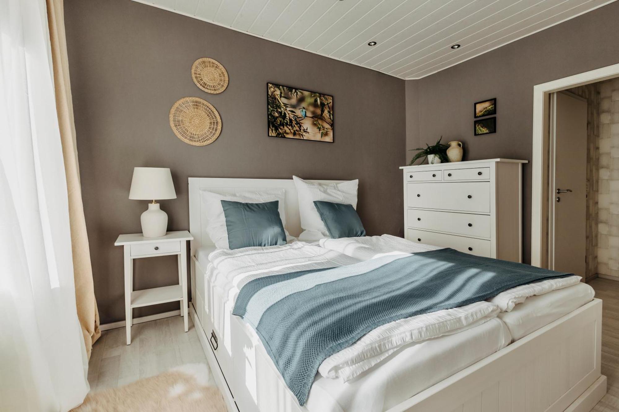 Traumwohnung Mit Sauna, Whirlpool & Wunderschoener Aussicht Plettenberg Exteriör bild